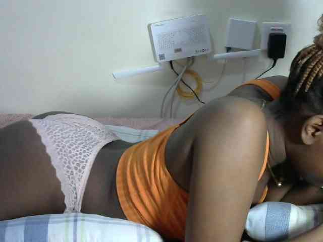 Lovelyacce webcam