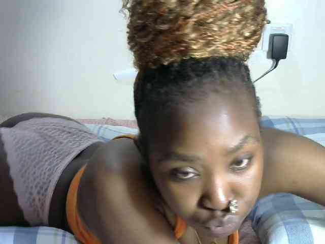 Lovelyacce webcam