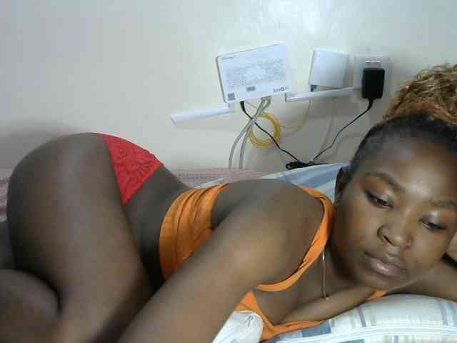 Lovelyacce webcam