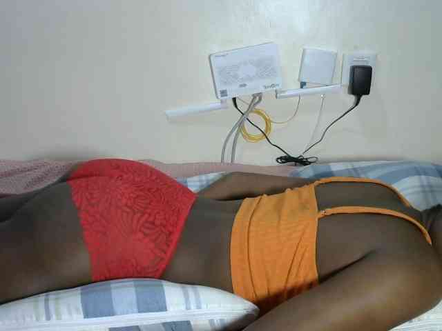 Lovelyacce webcam