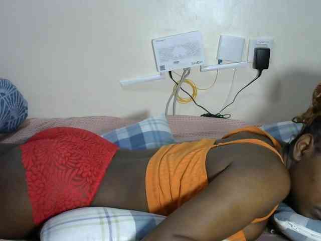 Lovelyacce webcam