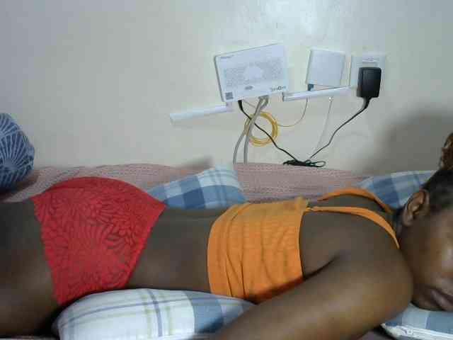 Lovelyacce webcam