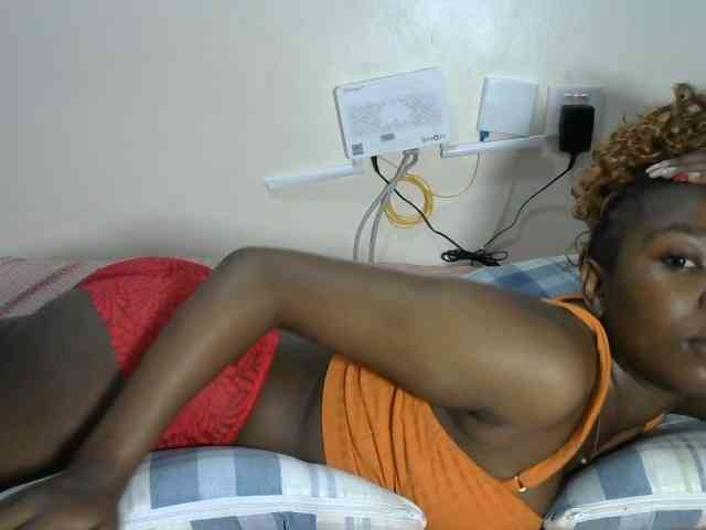 Lovelyacce webcam