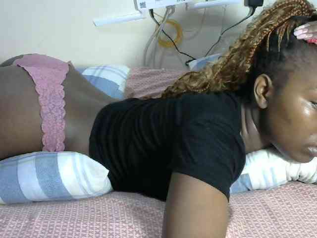 Lovelyacce webcam