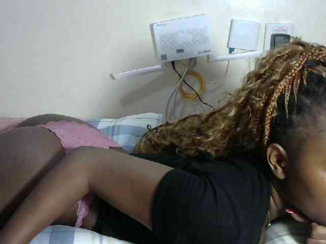 Lovelyacce webcam