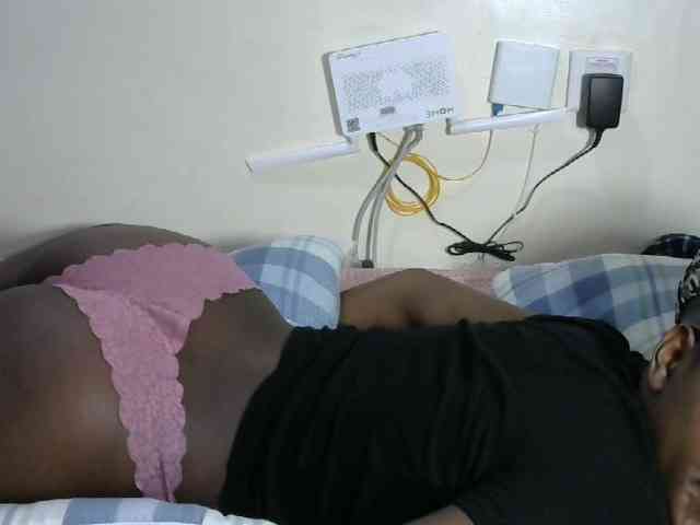 Lovelyacce webcam