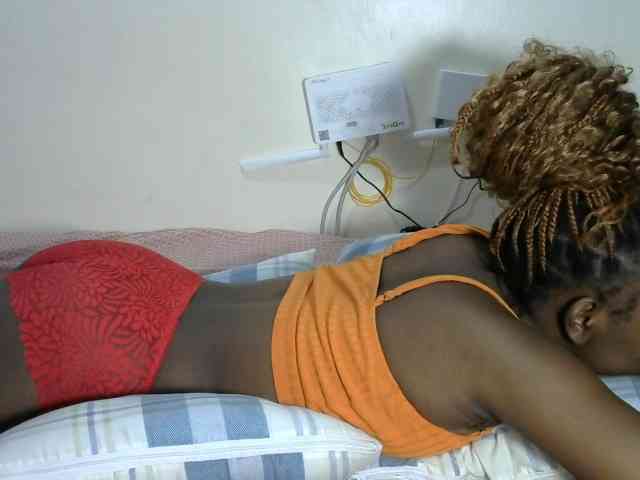 Lovelyacce webcam
