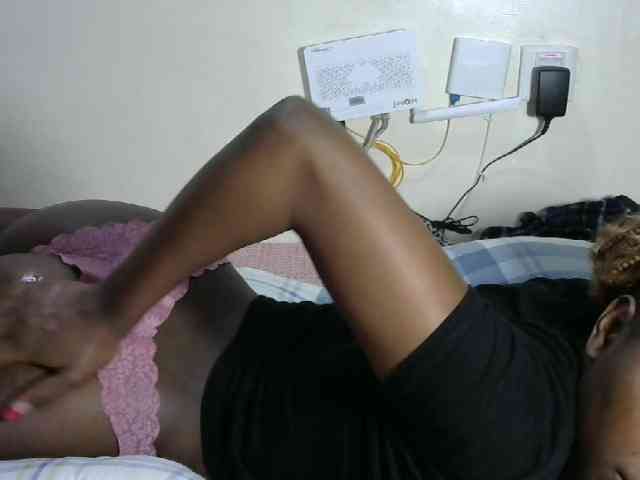 Lovelyacce webcam