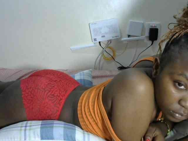 Lovelyacce webcam