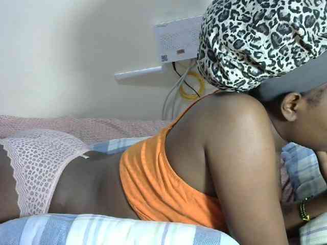 Lovelyacce webcam
