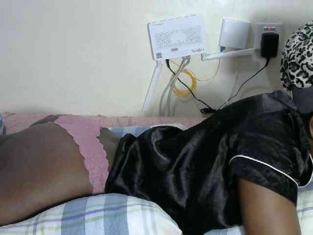 Lovelyacce webcam