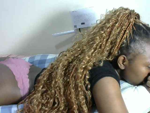 Lovelyacce webcam