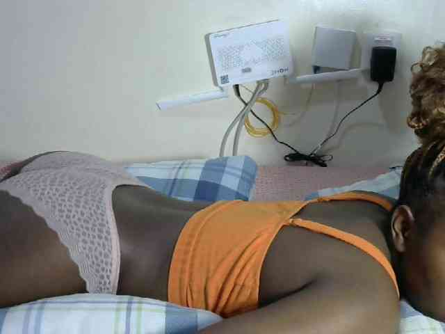 Lovelyacce webcam