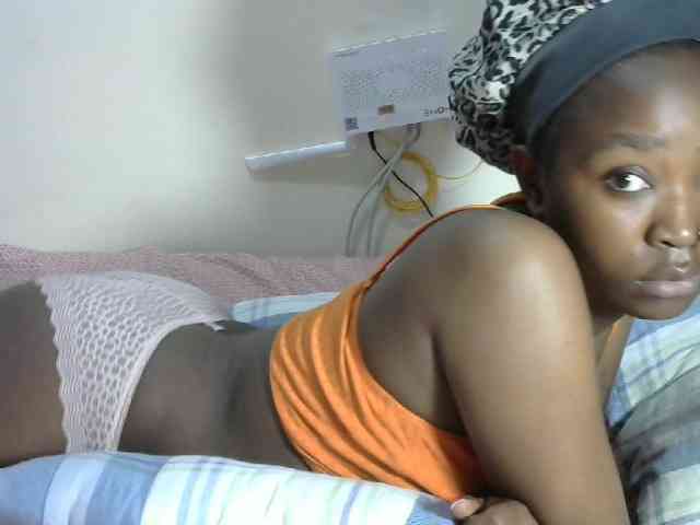 Lovelyacce webcam