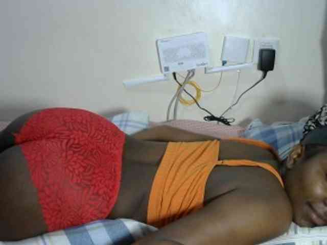 Lovelyacce webcam