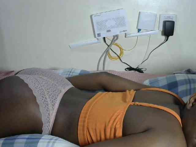 Lovelyacce webcam