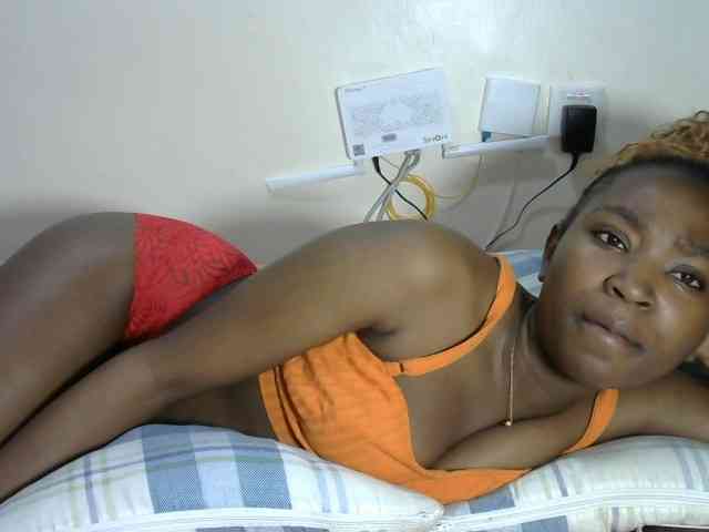 Lovelyacce webcam