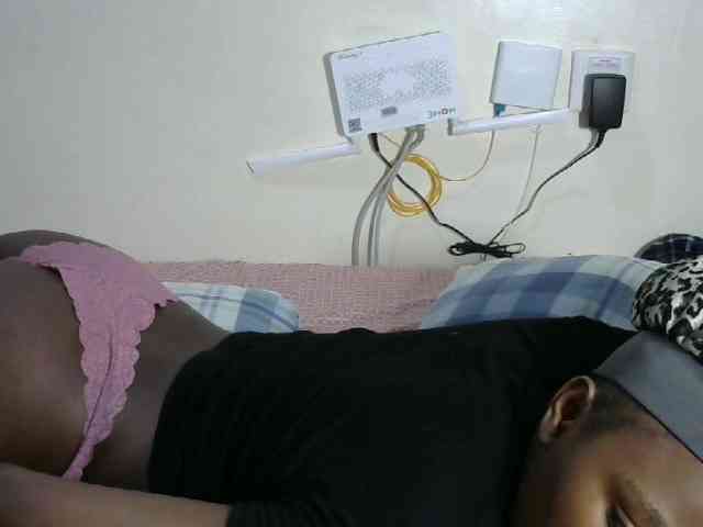 Lovelyacce webcam