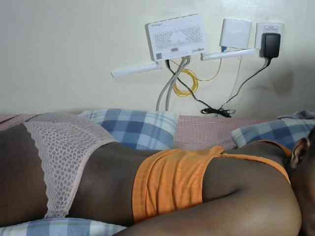 Lovelyacce webcam