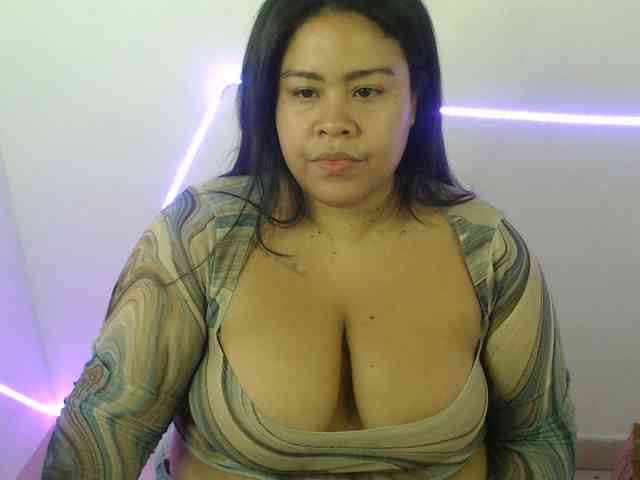 nikky1 webcam