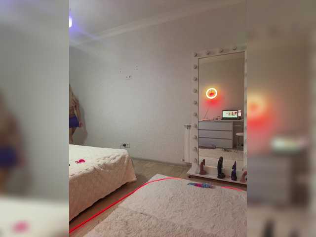 Entrez le videochat erotique avec le
modèle ALISE8881 ALISE8881