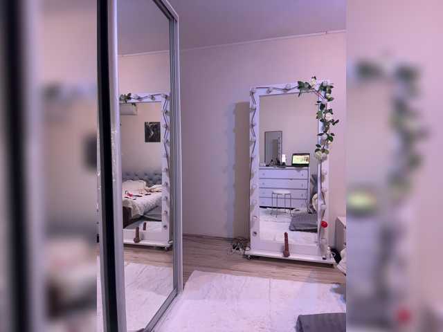 Vai a chattare su ALISE8881 ALISE8881