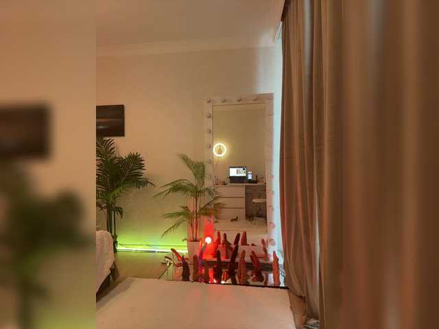 Vai a chattare su ALISE8881 ALISE8881