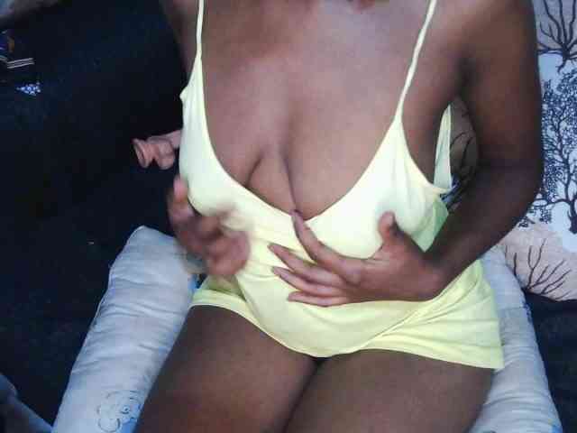 Candybrown webcam