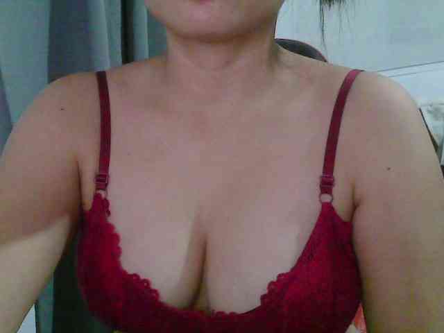 Courtney01 webcam