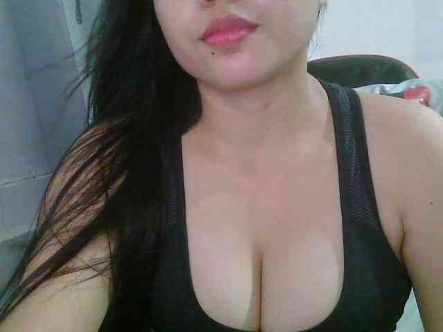 Courtney01 webcam