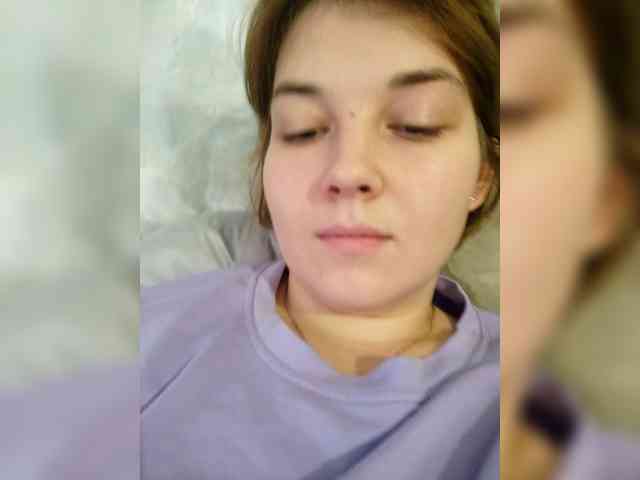 SweetyKitty25 webcam
