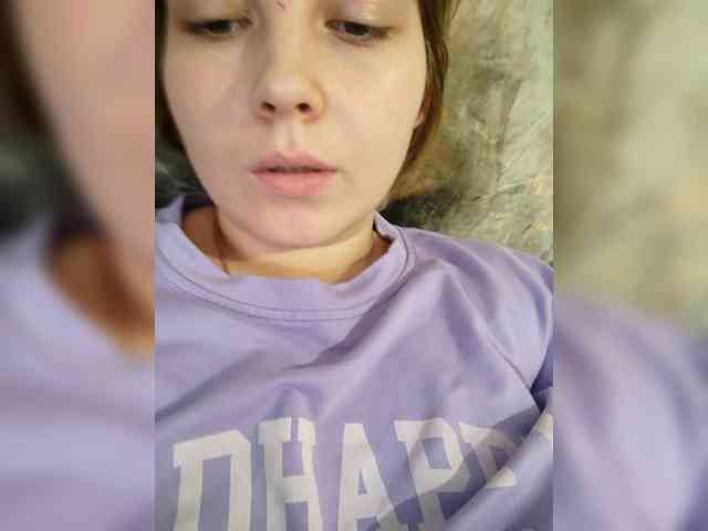 SweetyKitty25 webcam