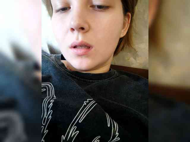 SweetyKitty25 webcam