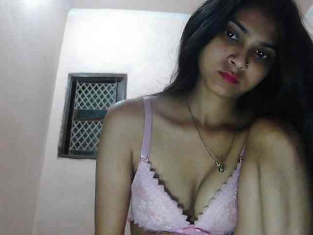 cute_Pihu webcam