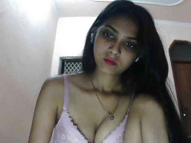 cute_Pihu webcam
