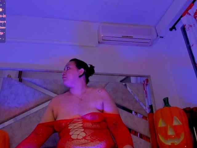 VivianneHart webcam