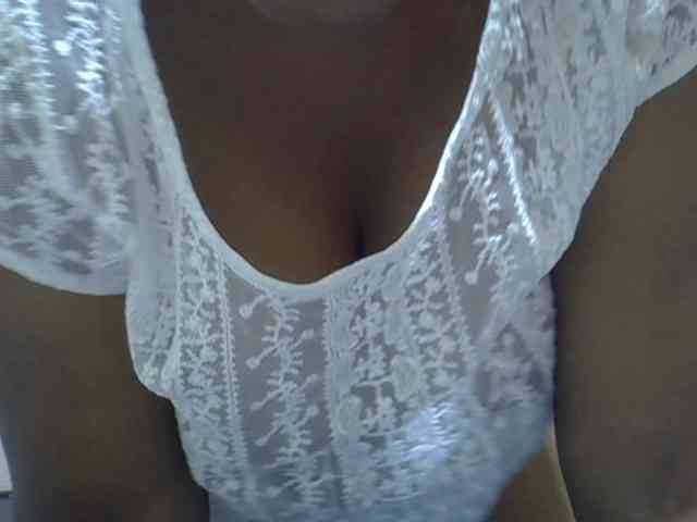 Ebonymaya webcam
