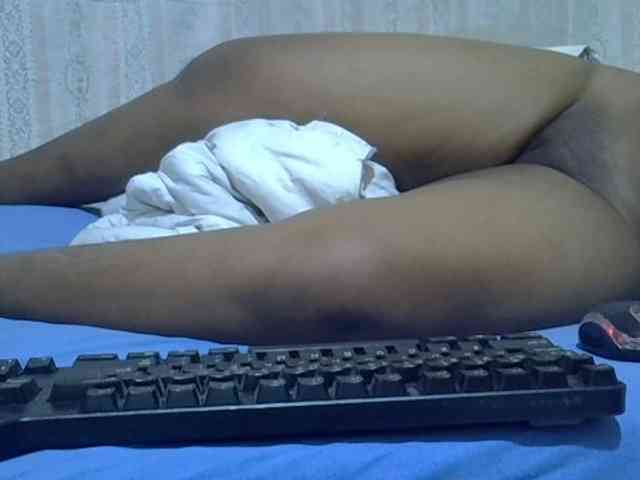 Ebonymaya webcam