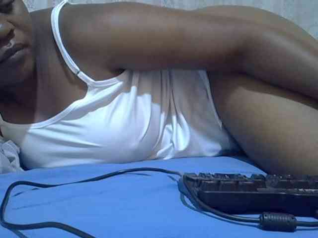 Ebonymaya webcam