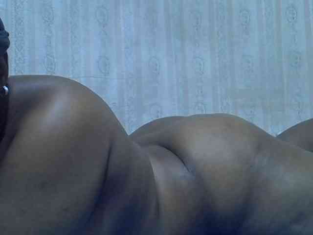 Ebonymaya webcam