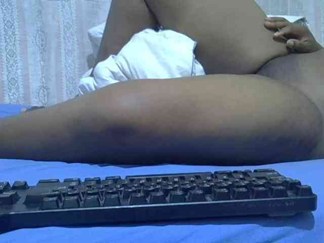 Ebonymaya webcam