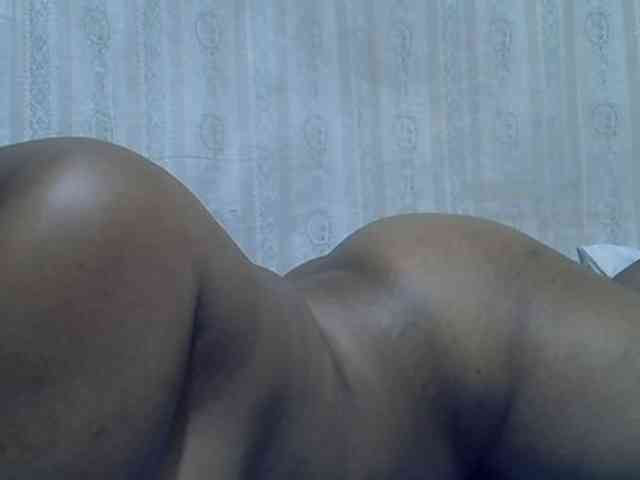 Ebonymaya webcam