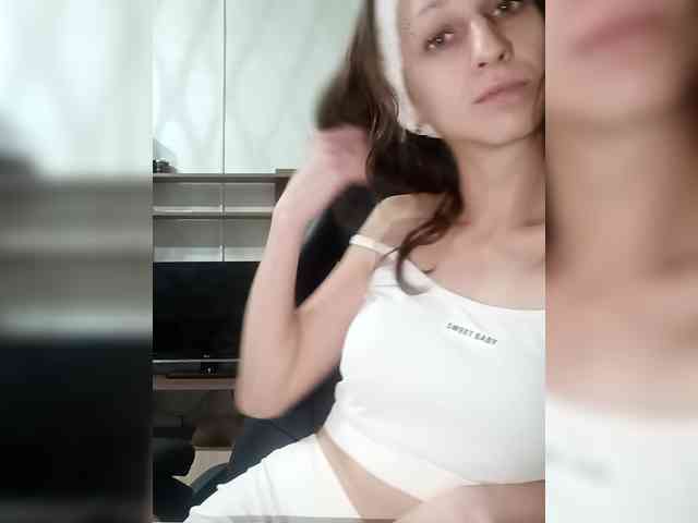 CharmingCharisma1 webcam