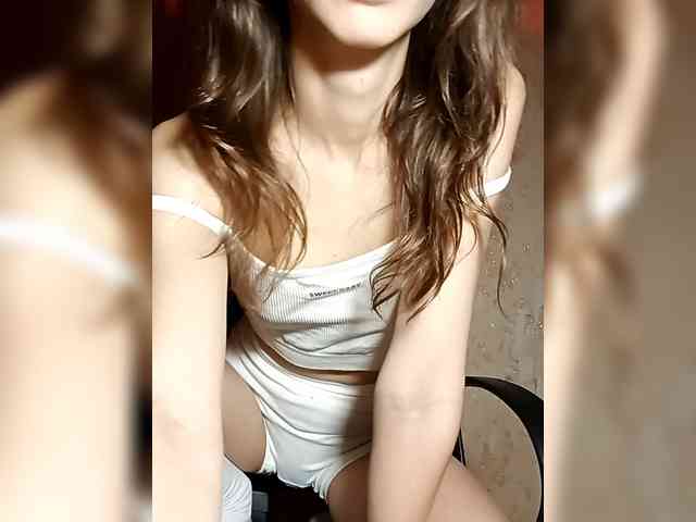 CharmingCharisma1 webcam