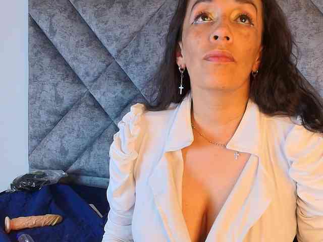 ShanteyLaurent webcam