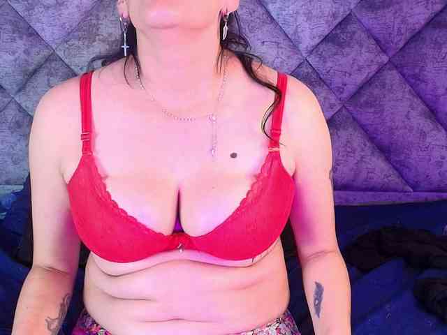 ShanteyLaurent webcam