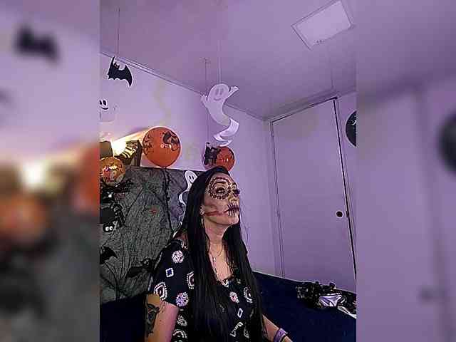 ShanteyLaurent webcam