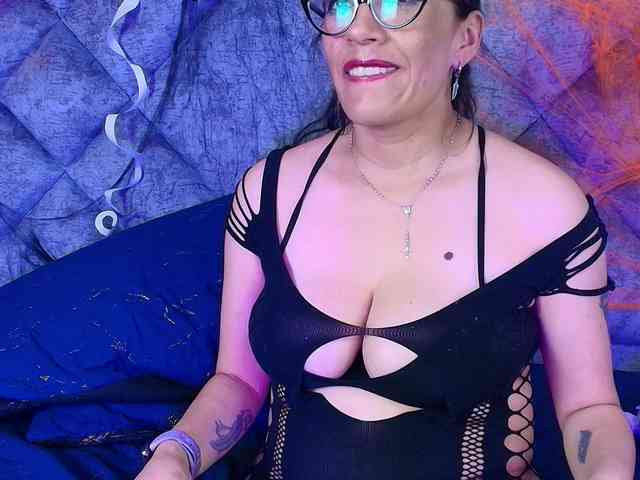 ShanteyLaurent webcam