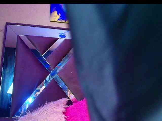 SamanthaSutra webcam