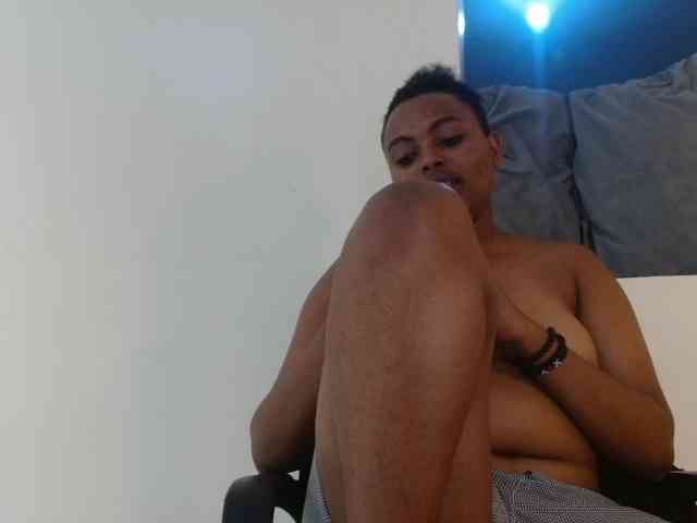 Brownywizzy webcam